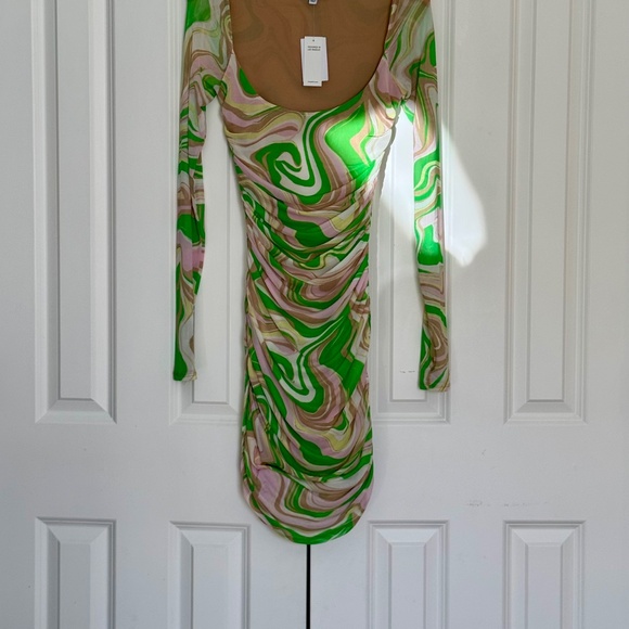 NWT AFRM LOS ANGELES green swirl ruched mini dress - Picture 5 of 8